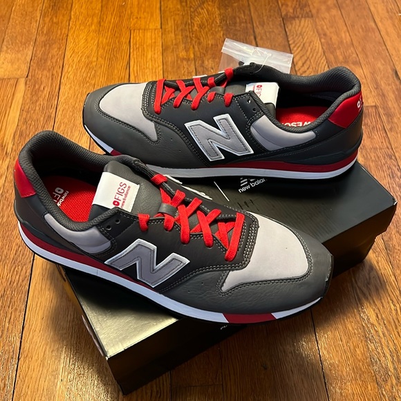 NWT Men’s Figs New Balance 996 Sneakers Size 12 - Picture 2 of 6